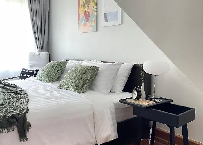 Nueng Rana 113 Unique House In Chinatown 3br 2ba - 度假居 *