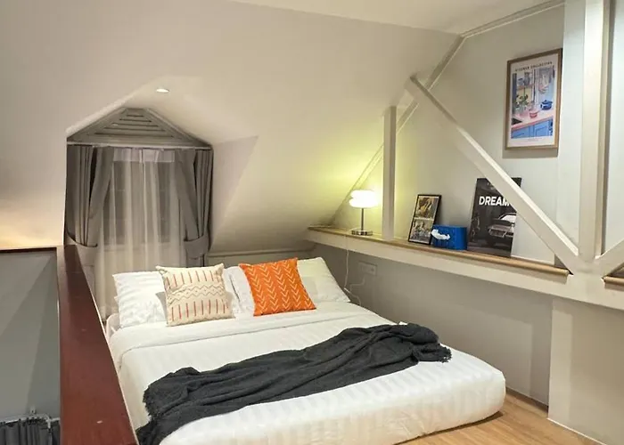度假居 Nueng Rana 113 Unique House In Chinatown 3br 2ba -